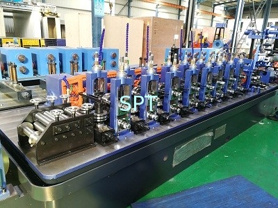 Efficient Tube Mill with Cr12 Roller Material and φ18-φ32mm Diameter